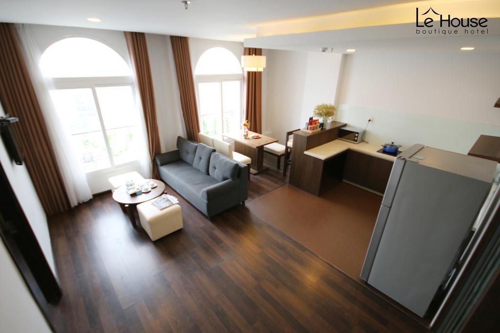 Le House Boutique Hotel - 100M To The Beach ダナン市 エクステリア 写真