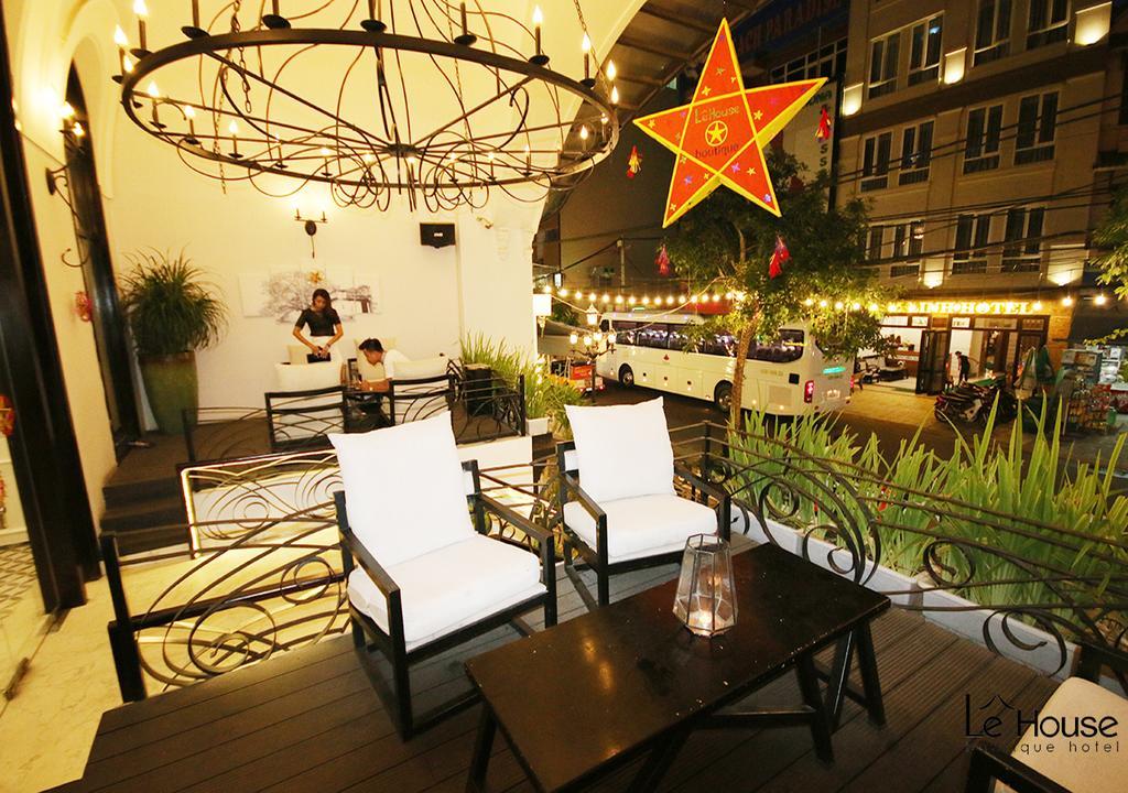 Le House Boutique Hotel - 100M To The Beach ダナン市 エクステリア 写真
