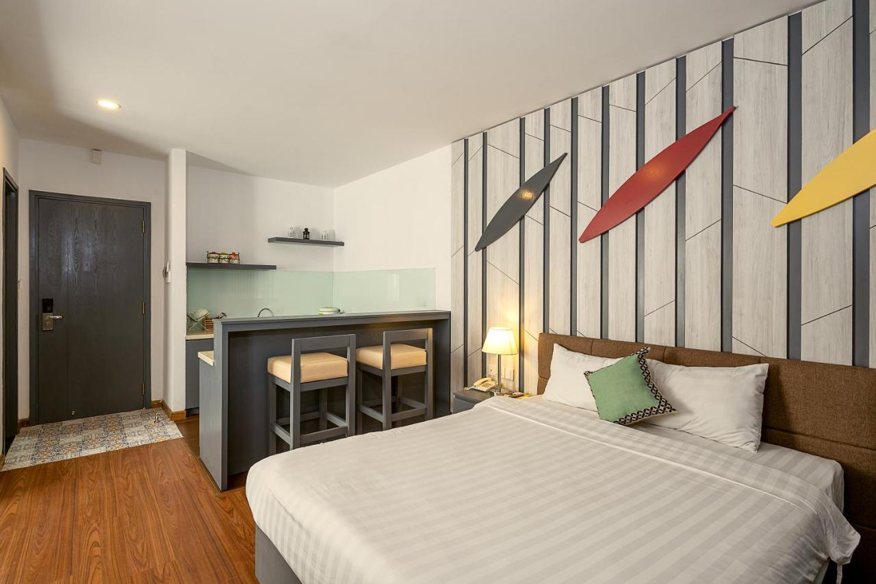 Le House Boutique Hotel - 100M To The Beach ダナン市 エクステリア 写真