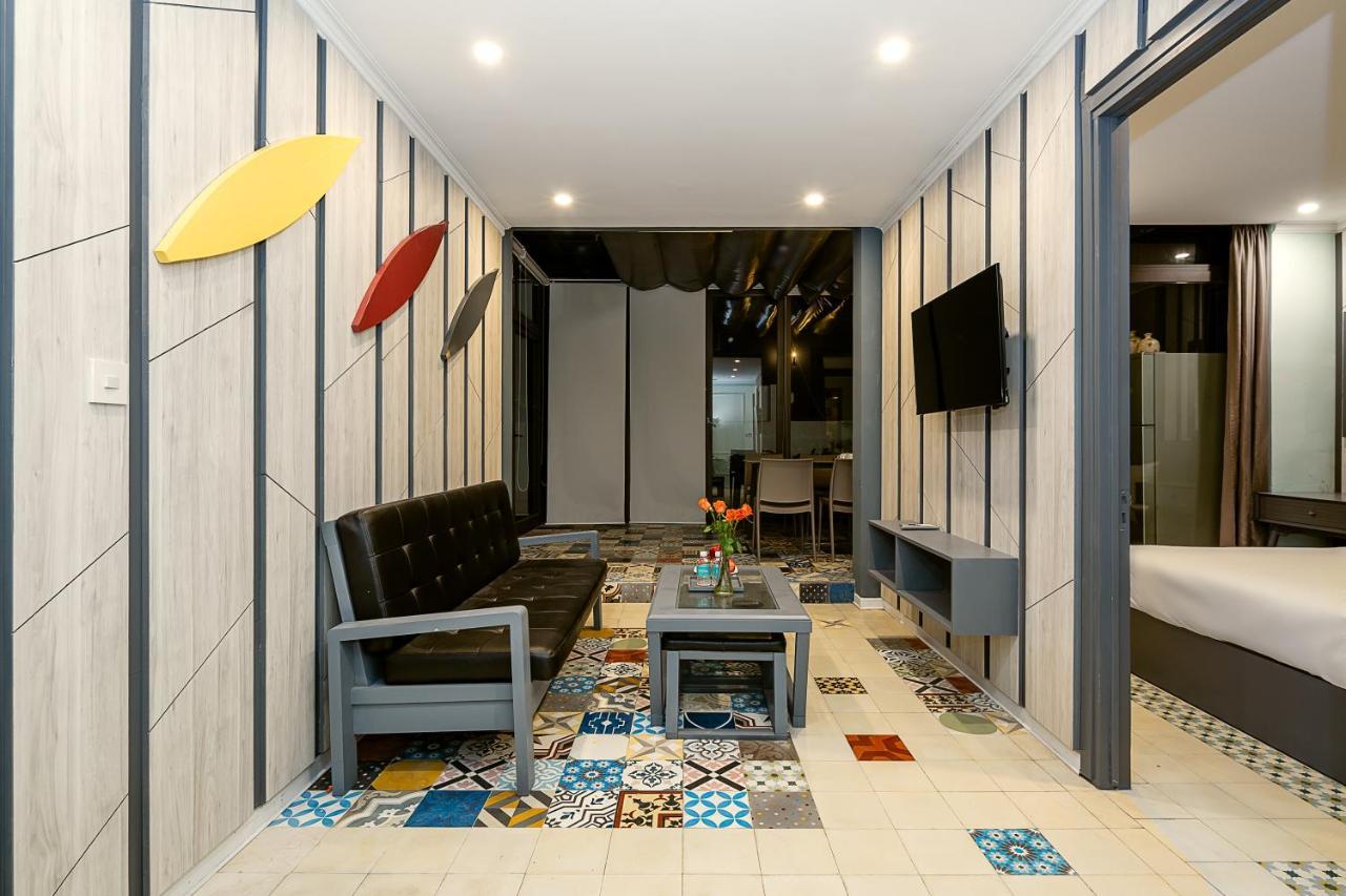 Le House Boutique Hotel - 100M To The Beach ダナン市 エクステリア 写真
